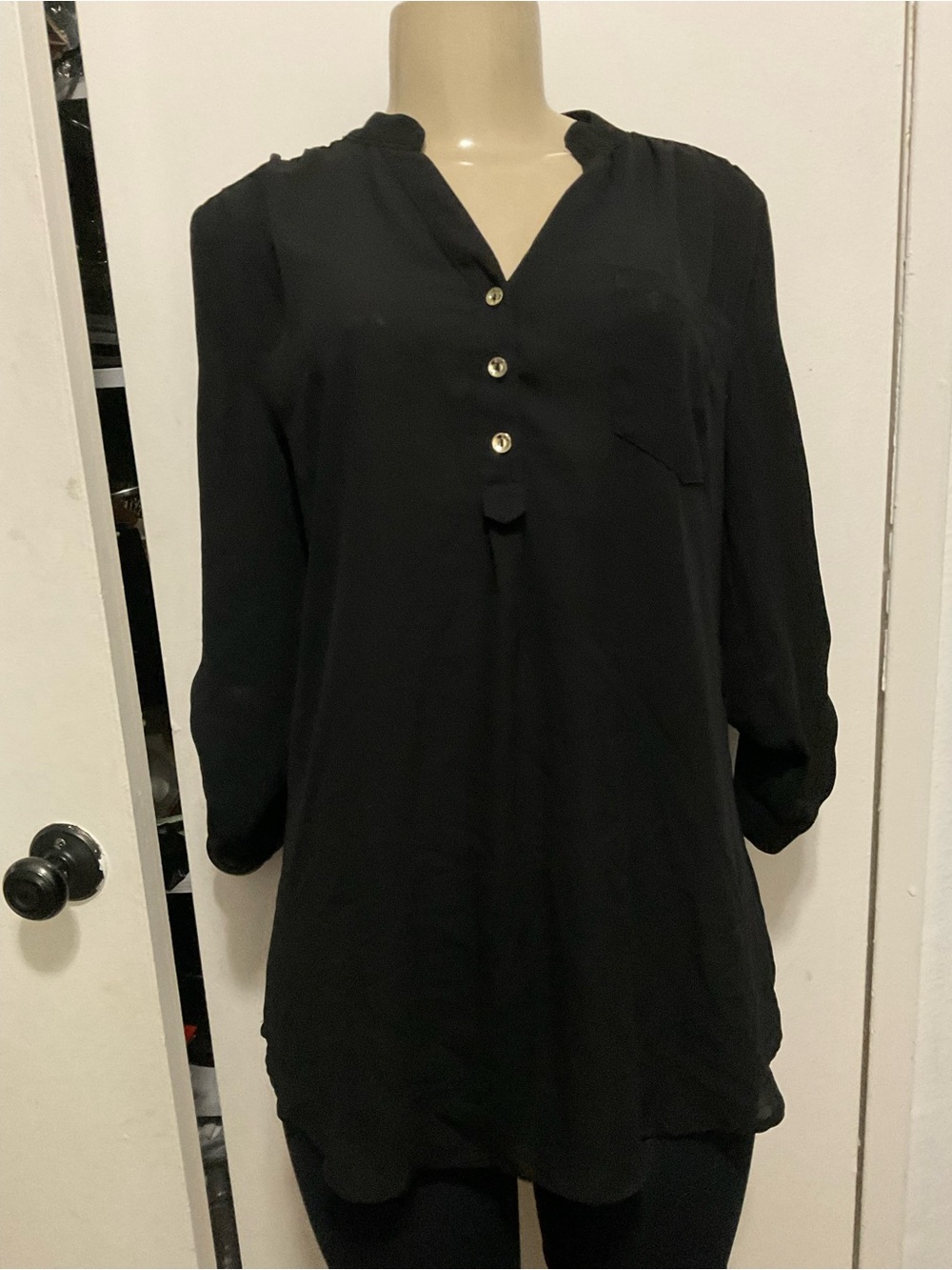 Love Tree women’s Black Button-Front semi-sheer roll up Top size M
